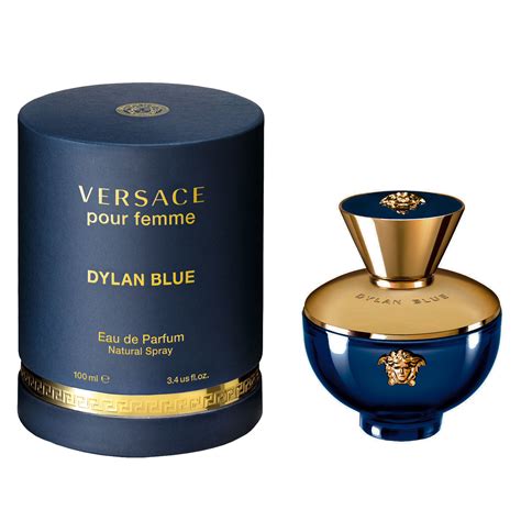 versace profumo donilna attrice spot|versace pour femme dylan.